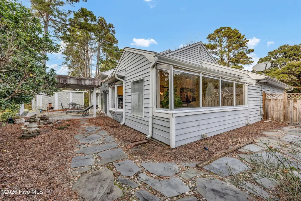 4e759b2f5d668b4c1c59aa3ae8d0af09 uncropped scaled within 1536 1152