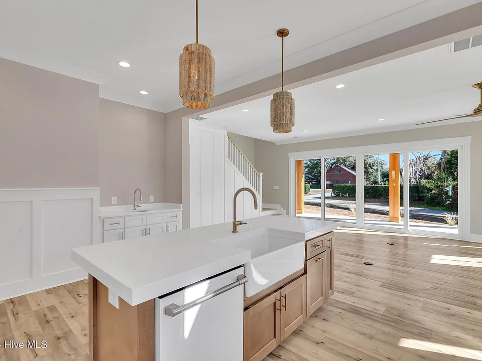 6a5abdbd0170efcfa24bad87fe04e501 cc ft 960 (1)